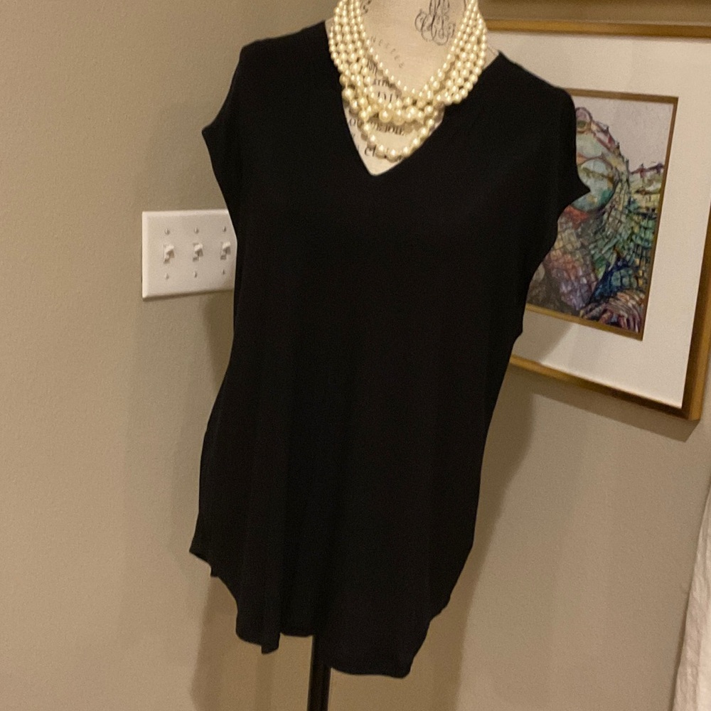 CAbi Black V-Neck Sleeveless Blouse